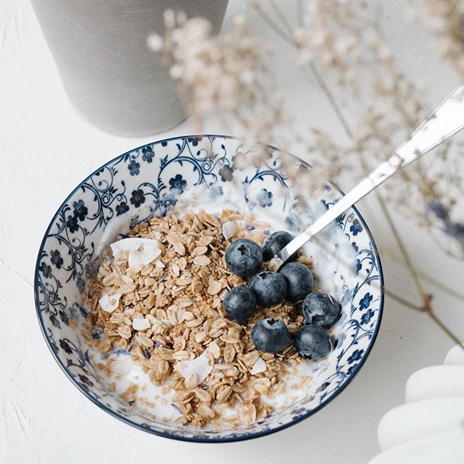 Bowl of musli and berrys